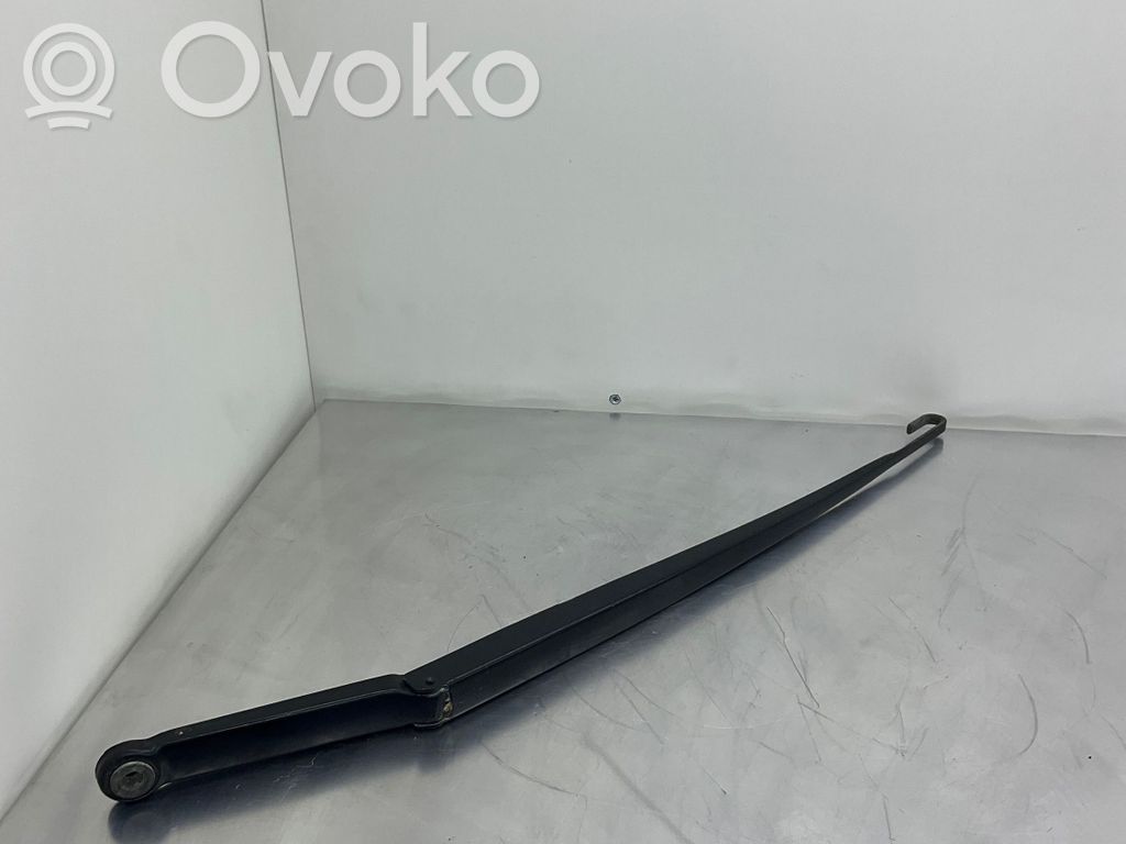 BMW 3 E46 Front wiper blade arm 