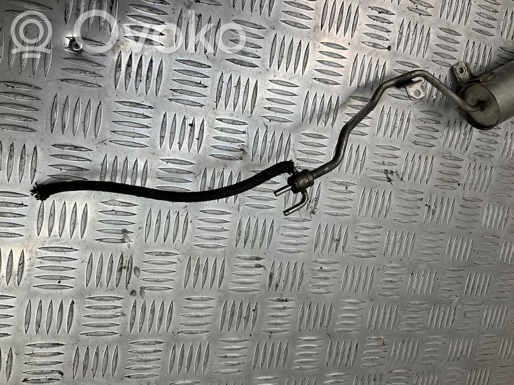 BMW 7 F01 F02 F03 F04 Tyhjiösäiliö 
