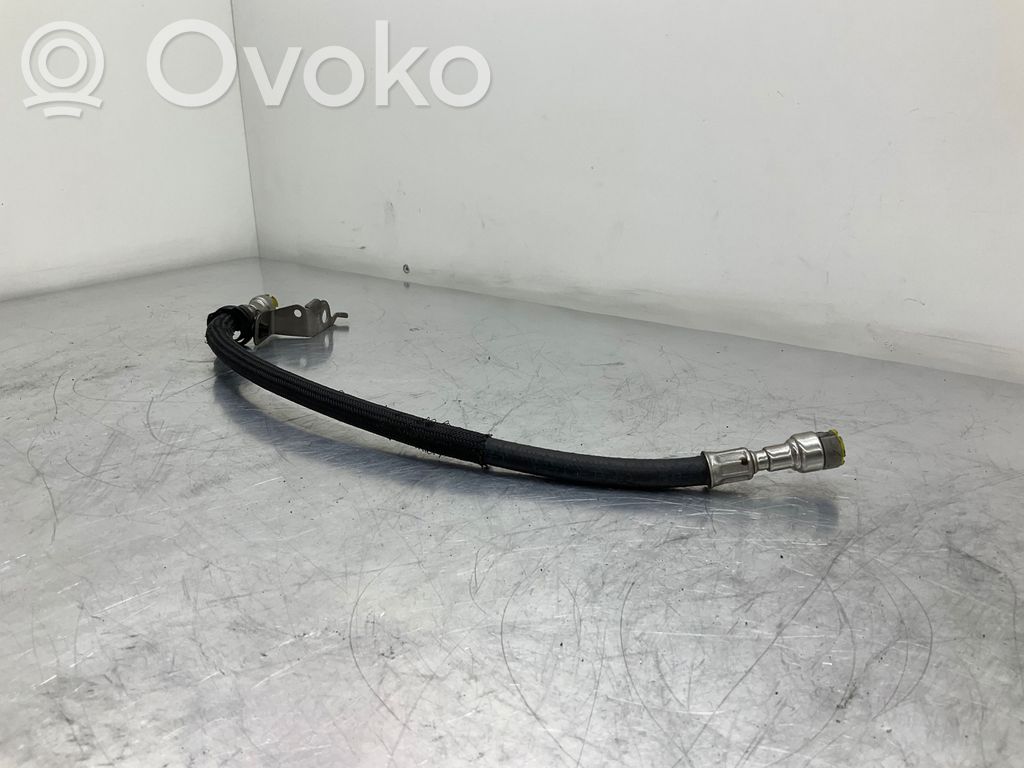 Fuel line pipe   7565282