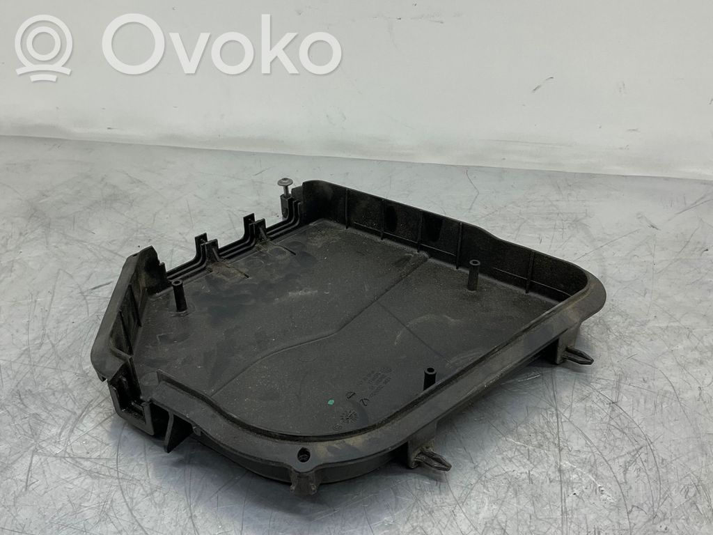 BMW 7 F01 F02 F03 F04 Drošinātāju Kastes vāciņš 