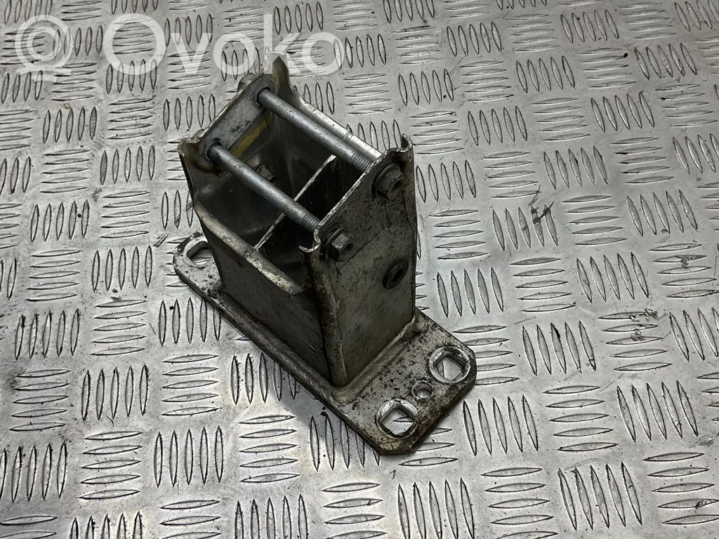 BMW 5 E60 E61 Balkis priekinio bamperio 