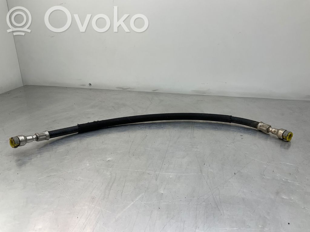 BMW 5 E60 E61 Fuel line pipe 