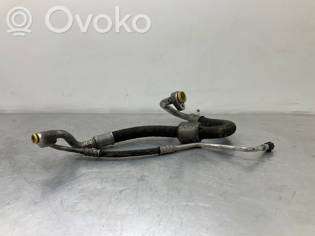 BMW 3 E90 E91 Air conditioning (A/C) pipe/hose 