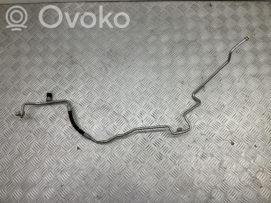 BMW 5 E60 E61 Ilmastointilaitteen putki (A/C) 