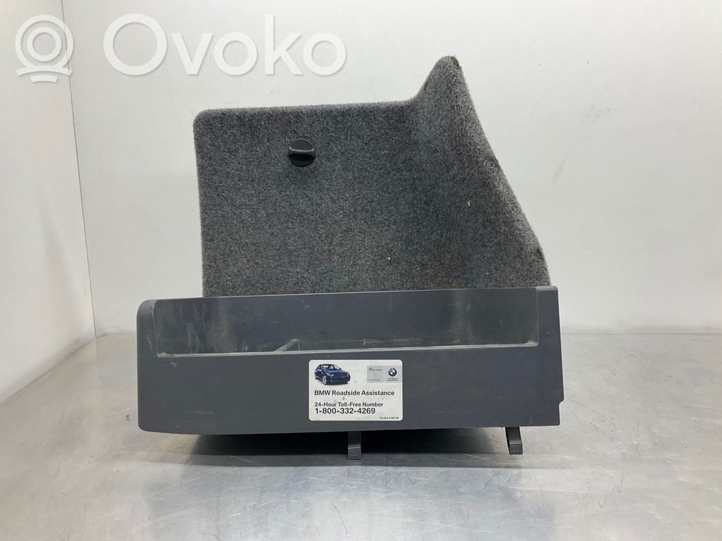 BMW 3 E90 E91 Trunk/boot lower side trim panel 