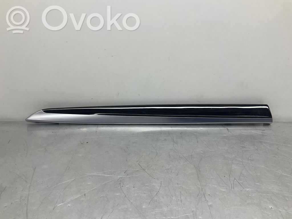 BMW 5 F10 F11 Ramka schowka deski rozdzielczej 