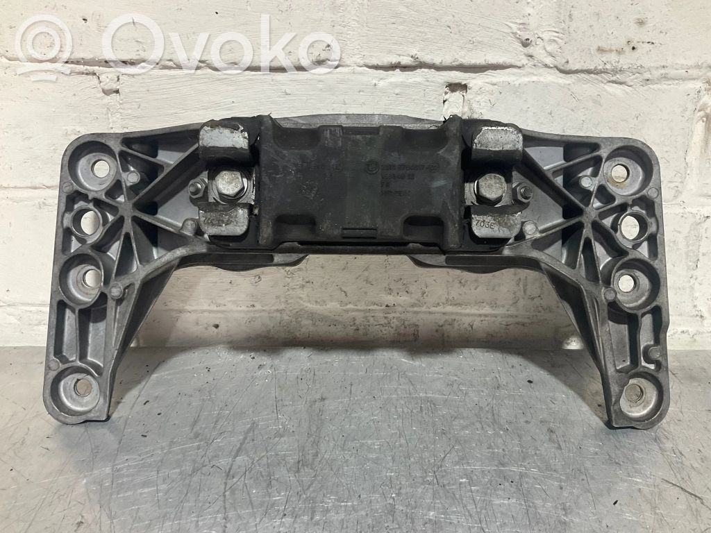 BMW 5 E60 E61 Gearbox mounting bracket 