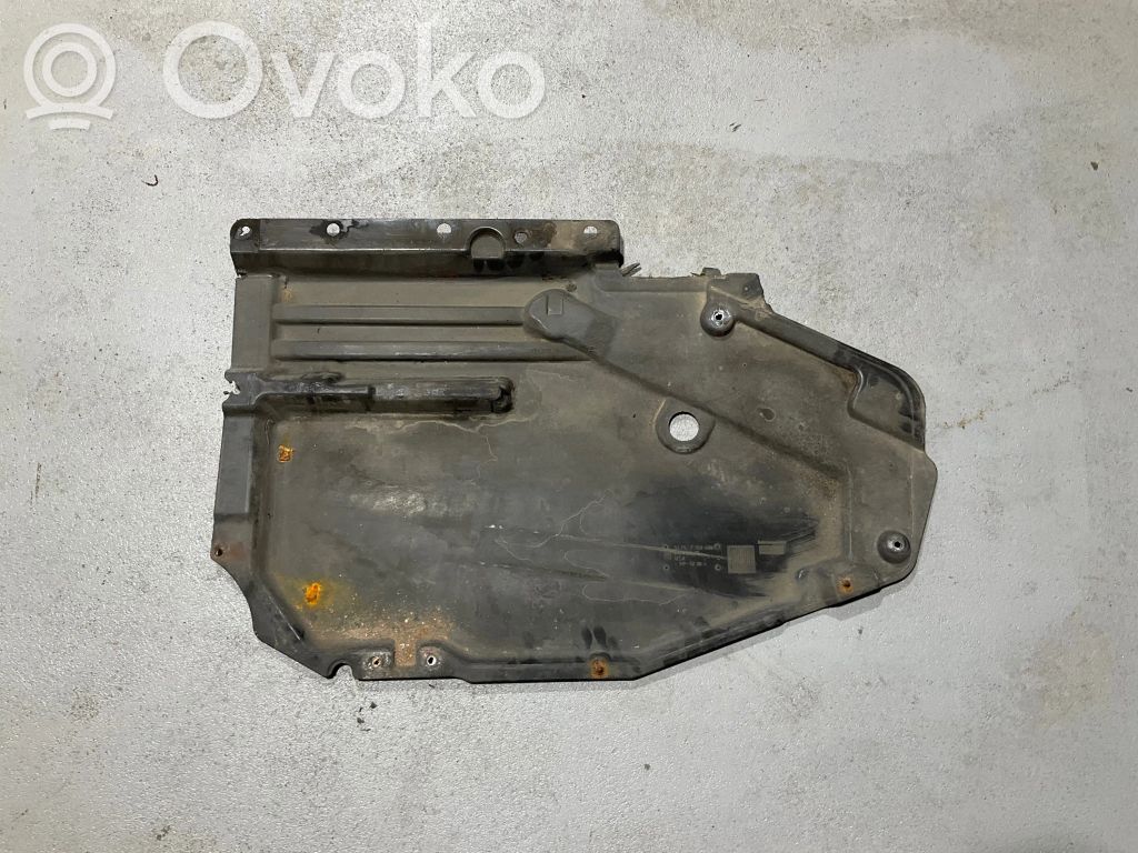 BMW X5 E70 Alustan takasuoja välipohja 