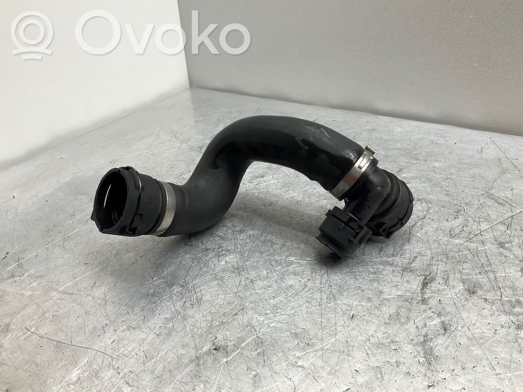 BMW X5 E70 Engine coolant pipe/hose 