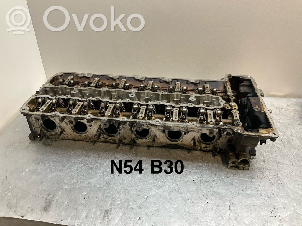 BMW 5 E60 E61 Engine head 