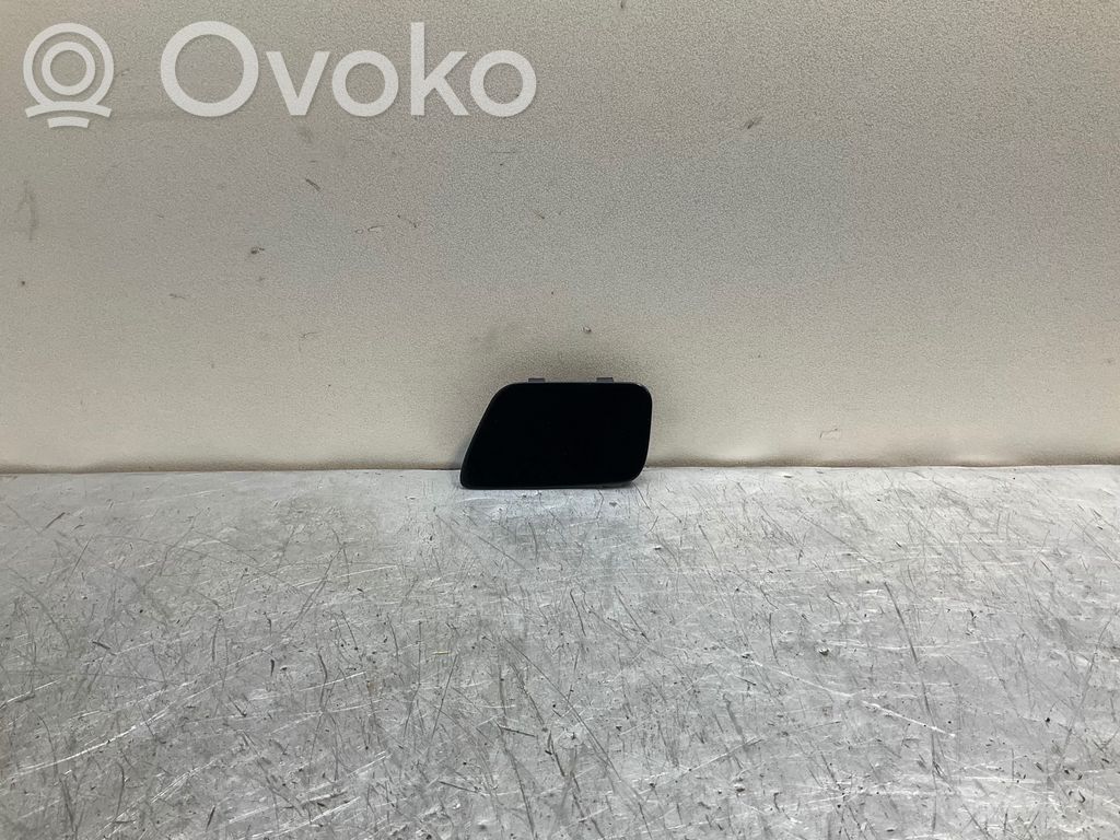 BMW 5 E60 E61 Zaślepka spryskiwacza lampy przedniej 