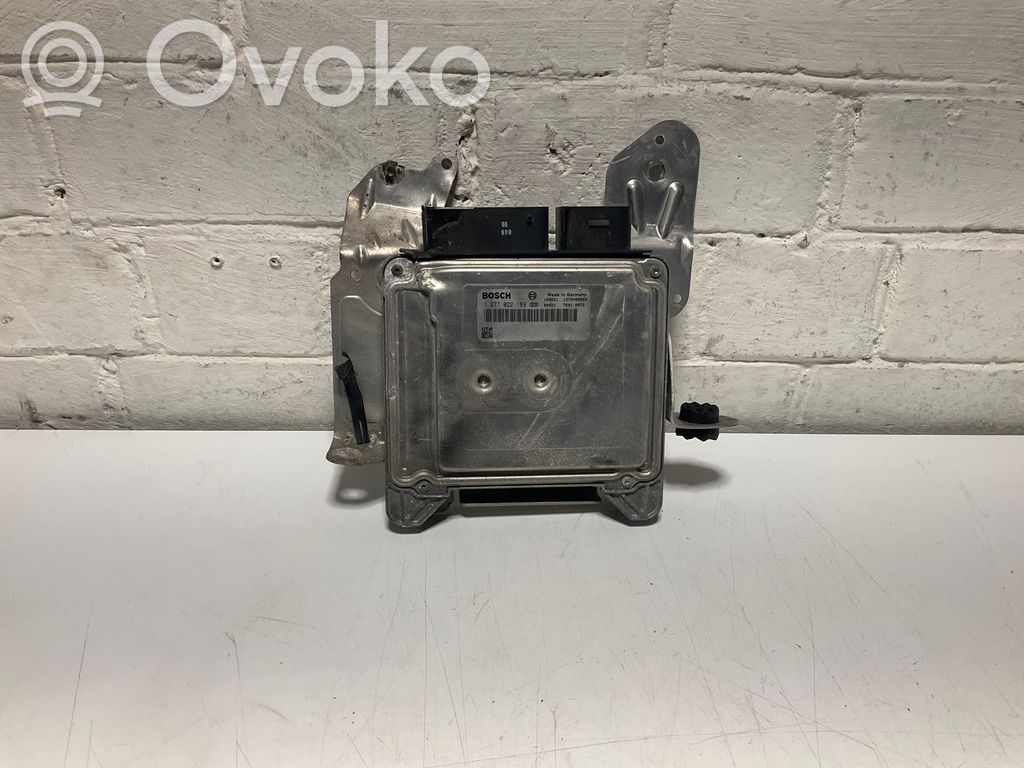Ohjaustehostimen ohjainlaite/moduuli   6788598