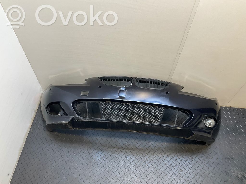 BMW 5 E60 E61 Передний бампер 