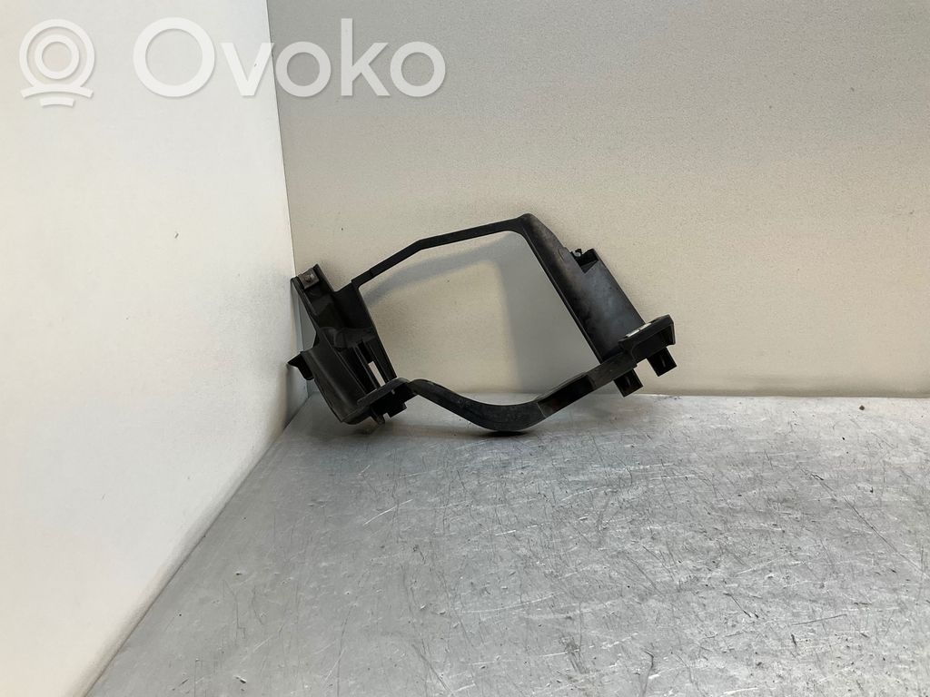 BMW 5 E60 E61 Headlight/headlamp mounting bracket 