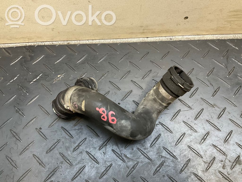 BMW X5 E70 Engine coolant pipe/hose 
