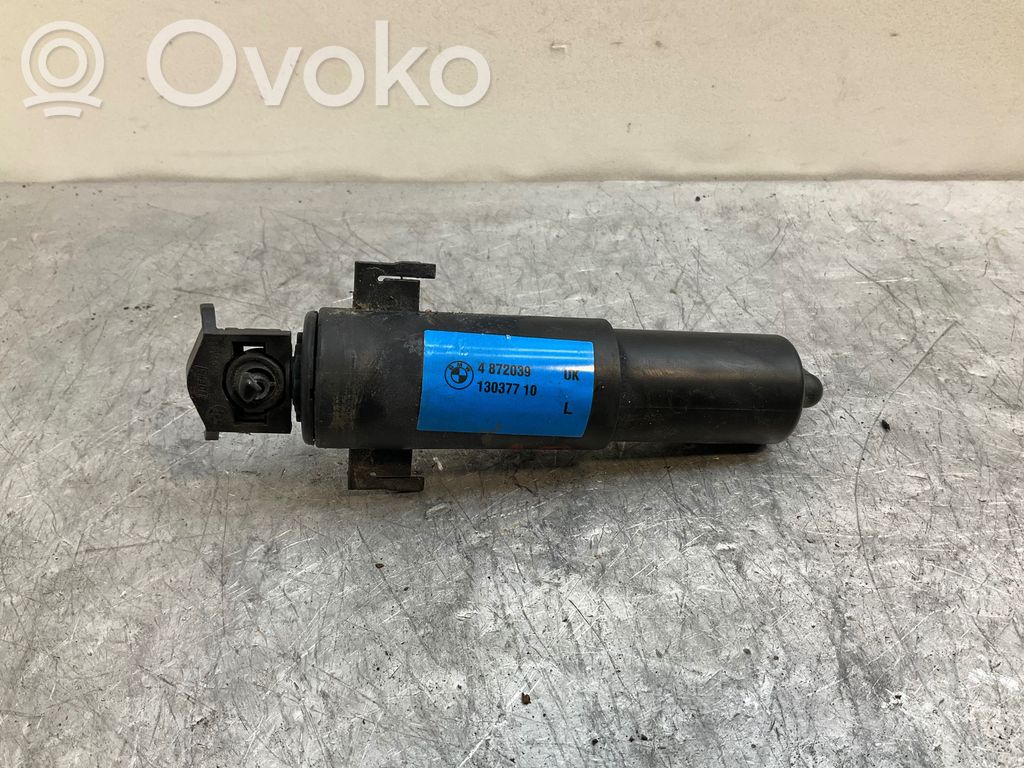 BMW 3 E92 E93 Headlight washer spray nozzle 