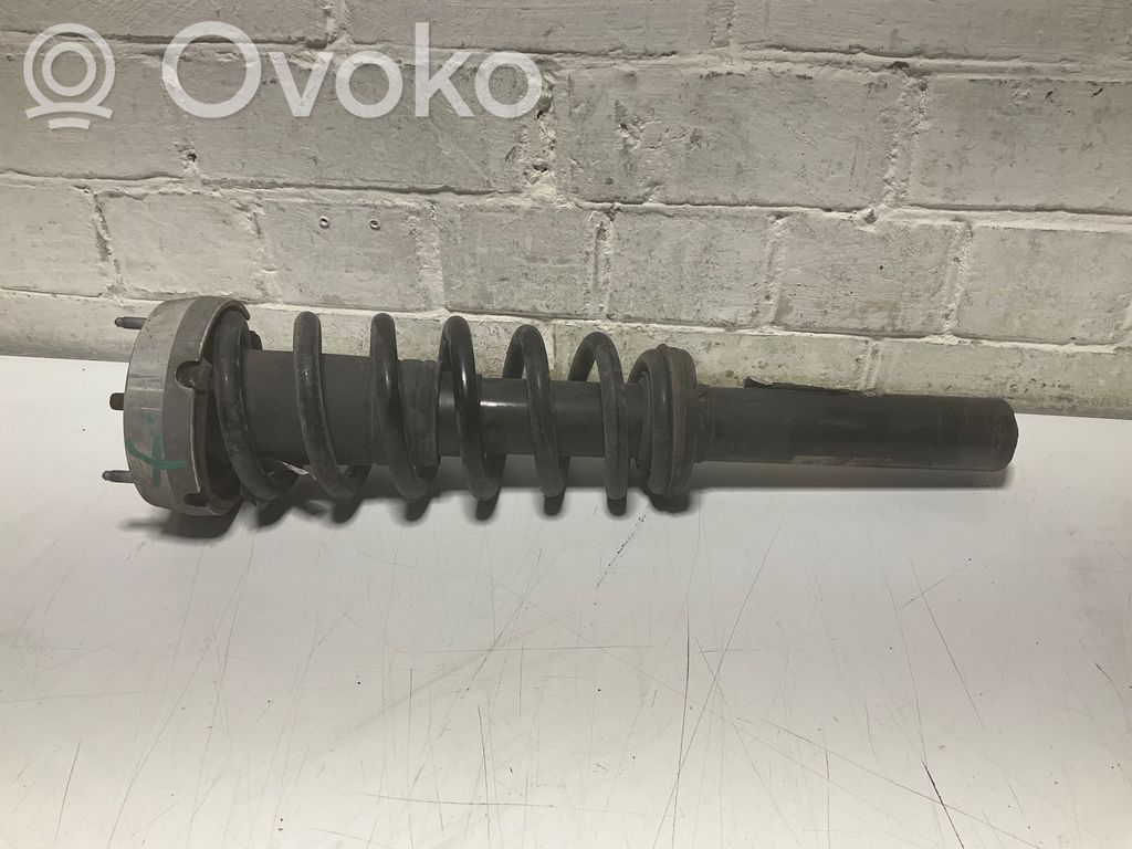 BMW X5 E70 Priekšpusē amortizators 
