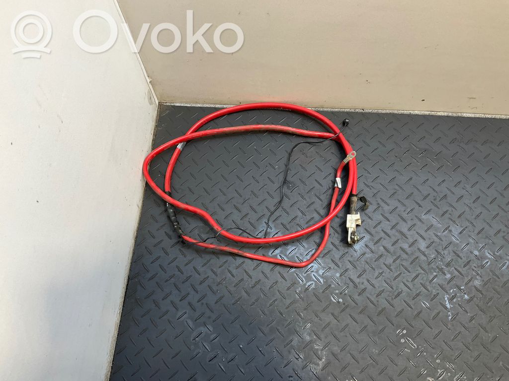 BMW 5 E60 E61 Positive cable (battery) 
