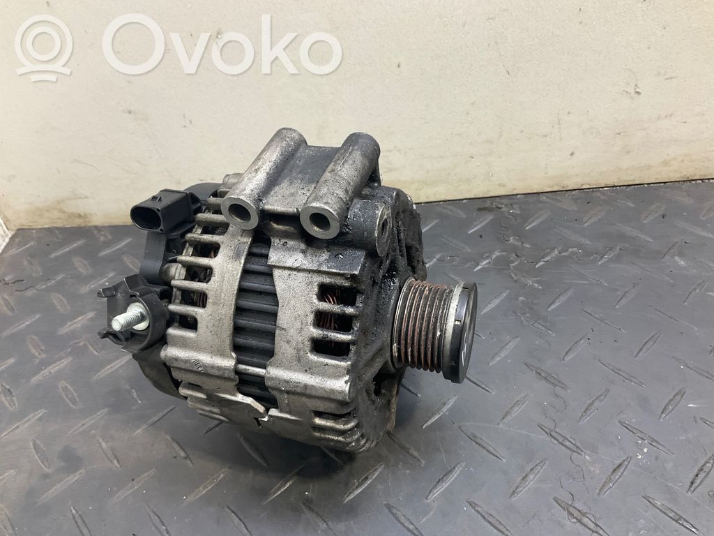 BMW 3 E92 E93 Ģenerators 