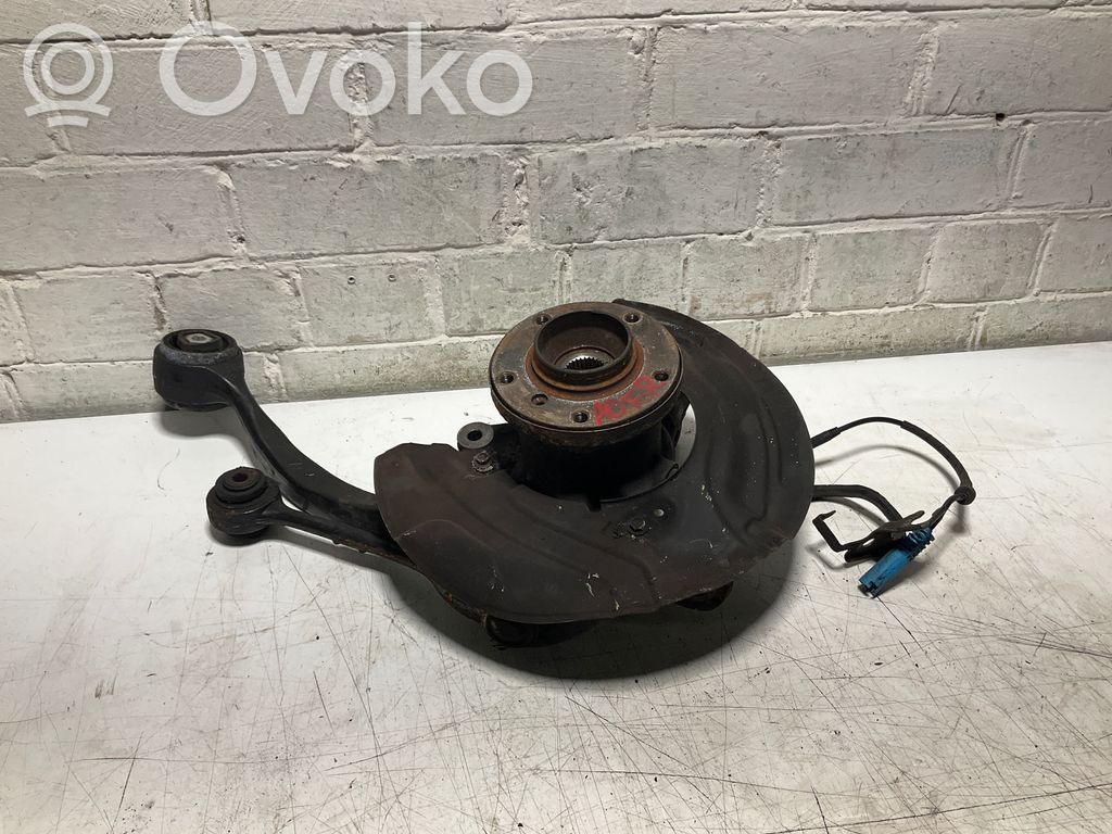 Achsschenkel vorne   6768996