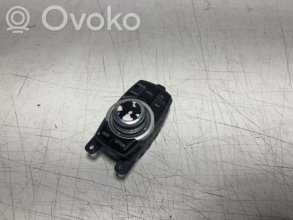 BMW 3 F30 F35 F31 Panel radia 