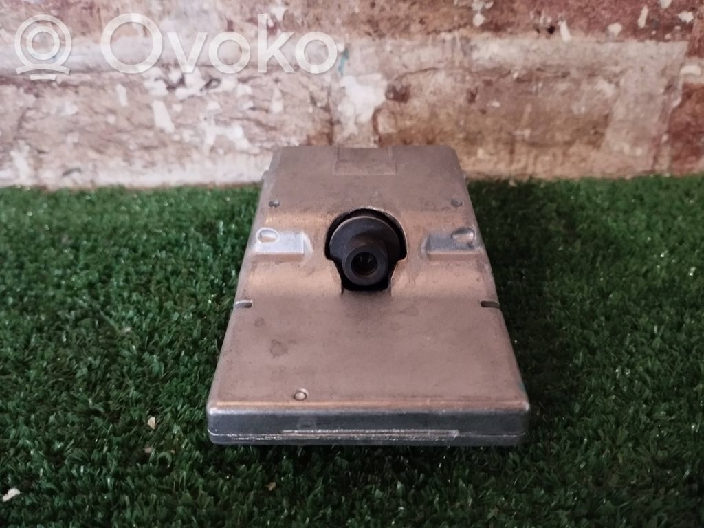 Windshield/windscreen camera   23417075
