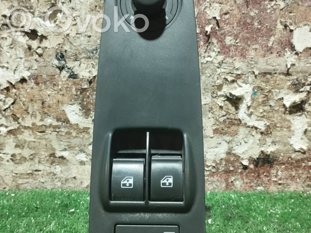 Peugeot Boxer Electric window control switch 