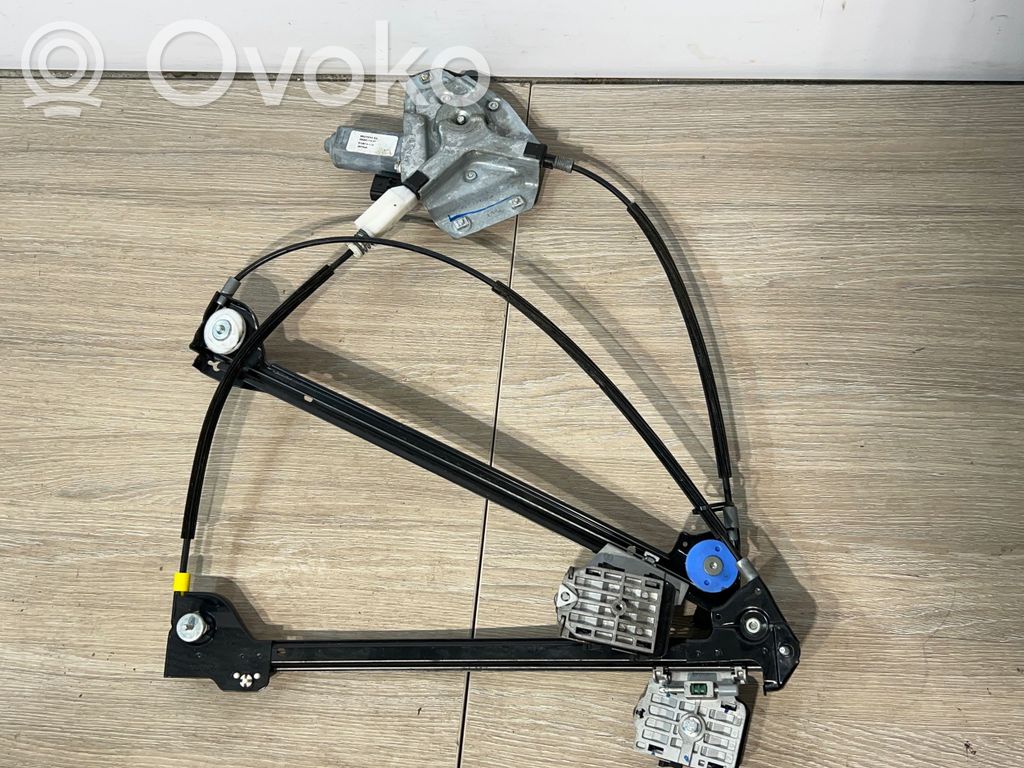 Elektryczny podnośnik szyby drzwi   68370045AA,910879113,0609211047