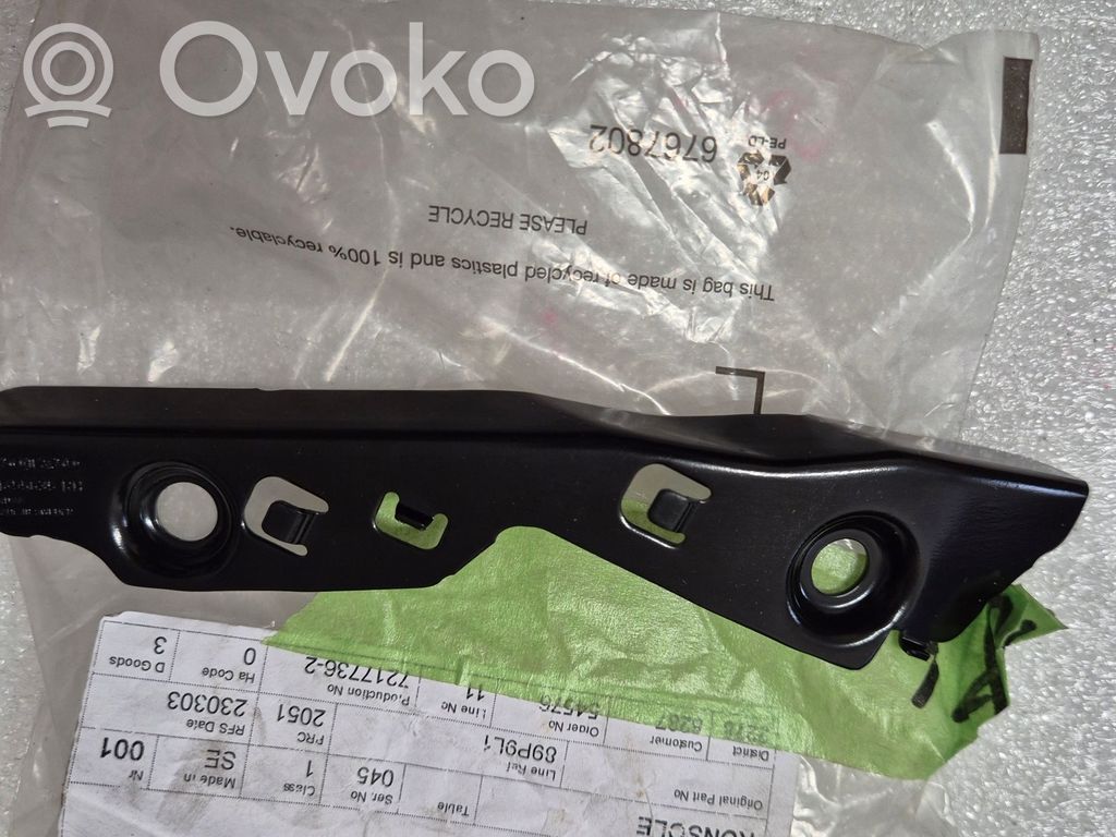 Volvo V60 Front bumper mounting bracket 