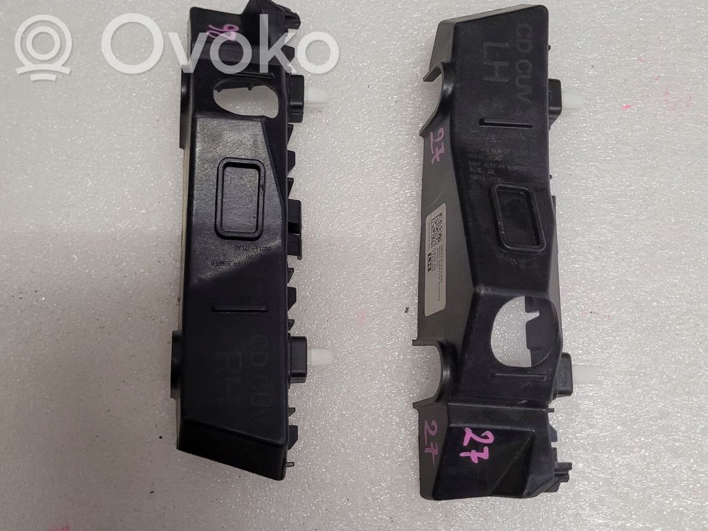 Front bumper mounting bracket   J7CA0