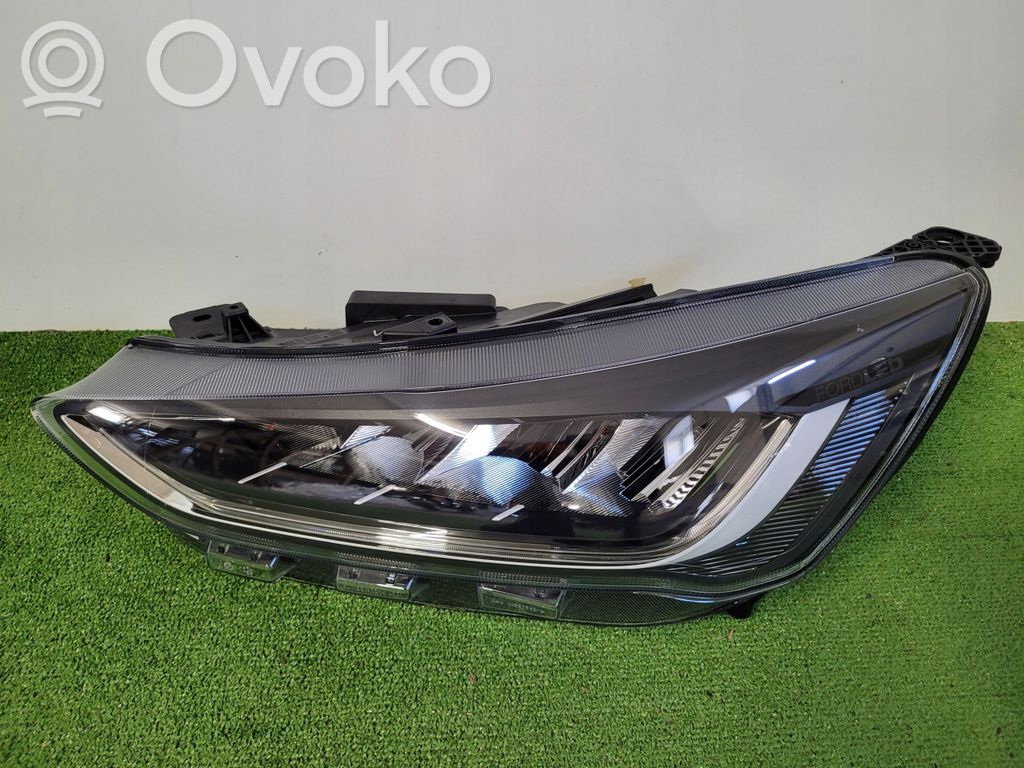 Ford Focus Headlight/headlamp 