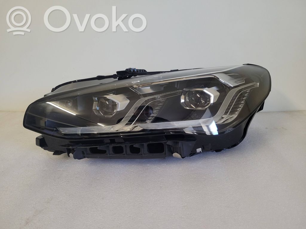 BMW 2 Active Tourer U06 Headlight/headlamp 