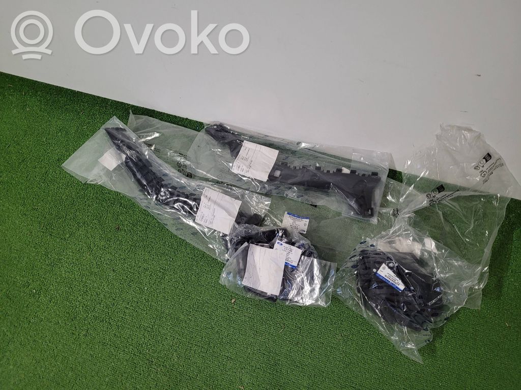 Ford Focus Rear bumper mounting bracket 