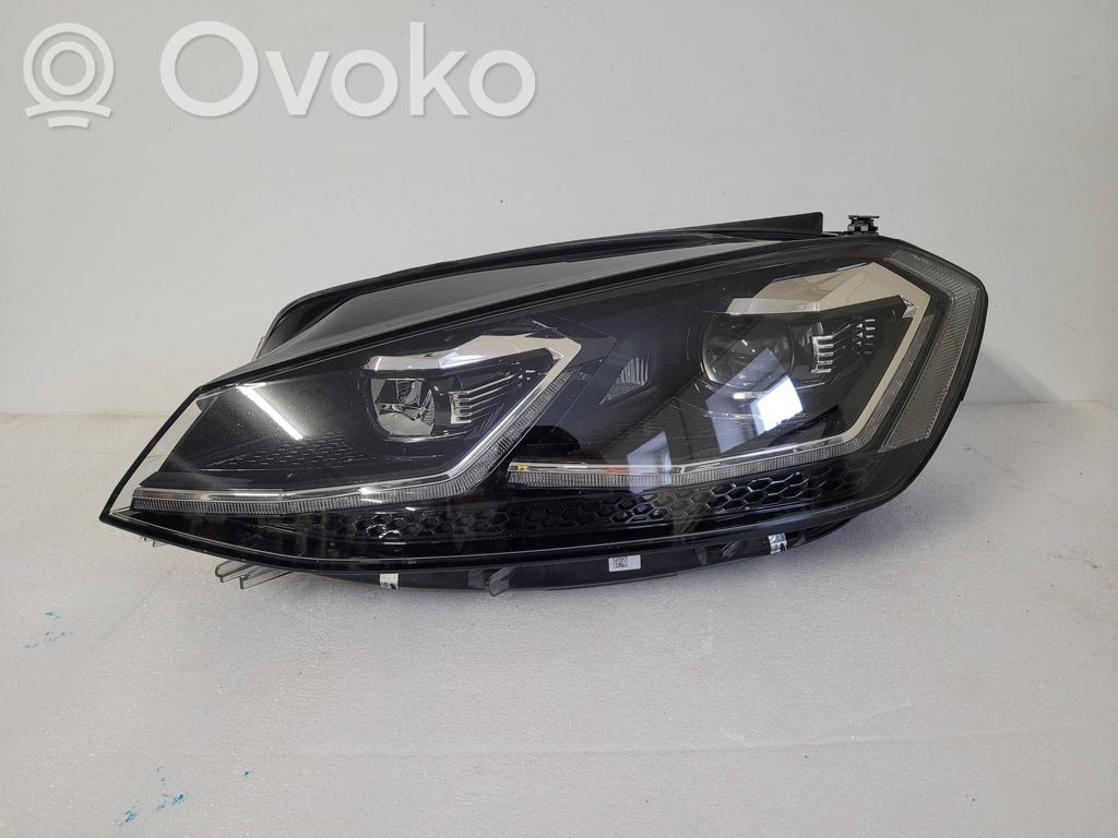 Volkswagen Golf VII Scheinwerfer 
