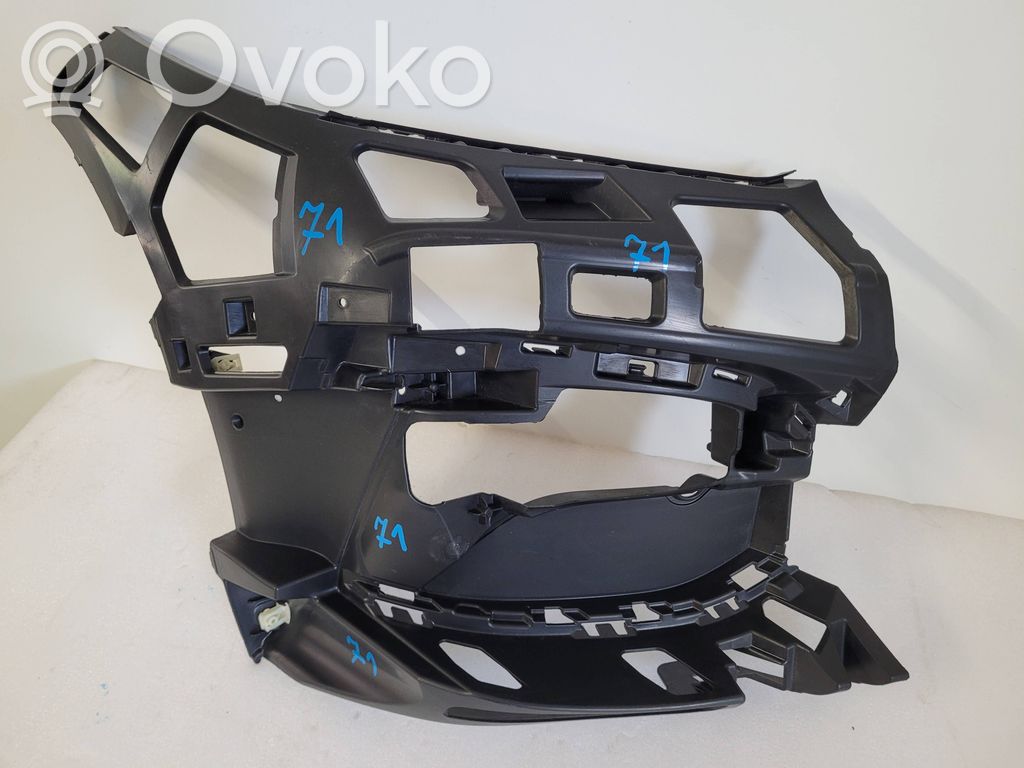 BMW 1 F40 Front bumper mounting bracket 