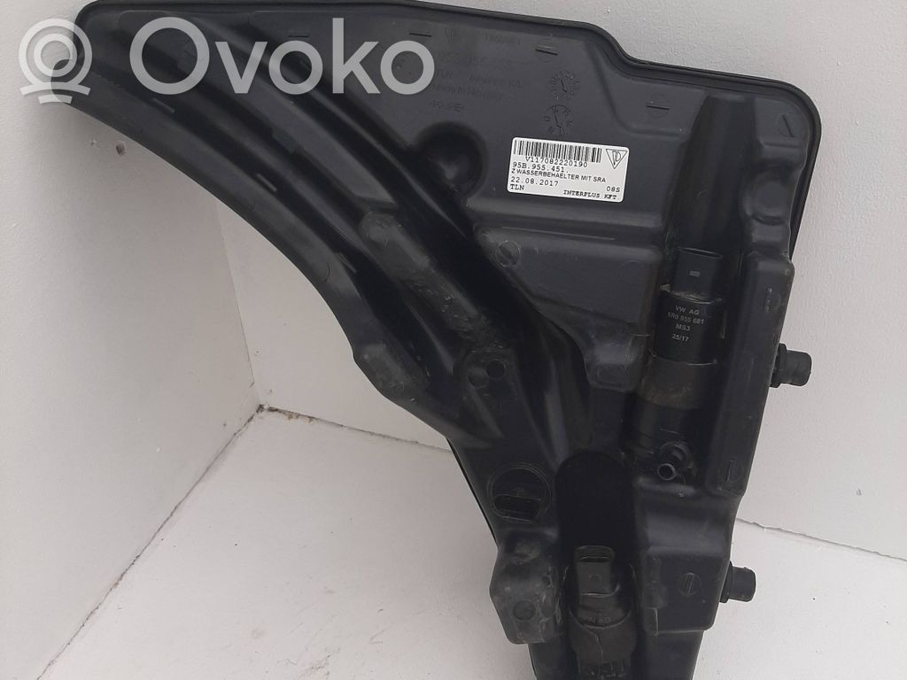 Windscreen/windshield washer pump   95B955451,V117082220190,22082017