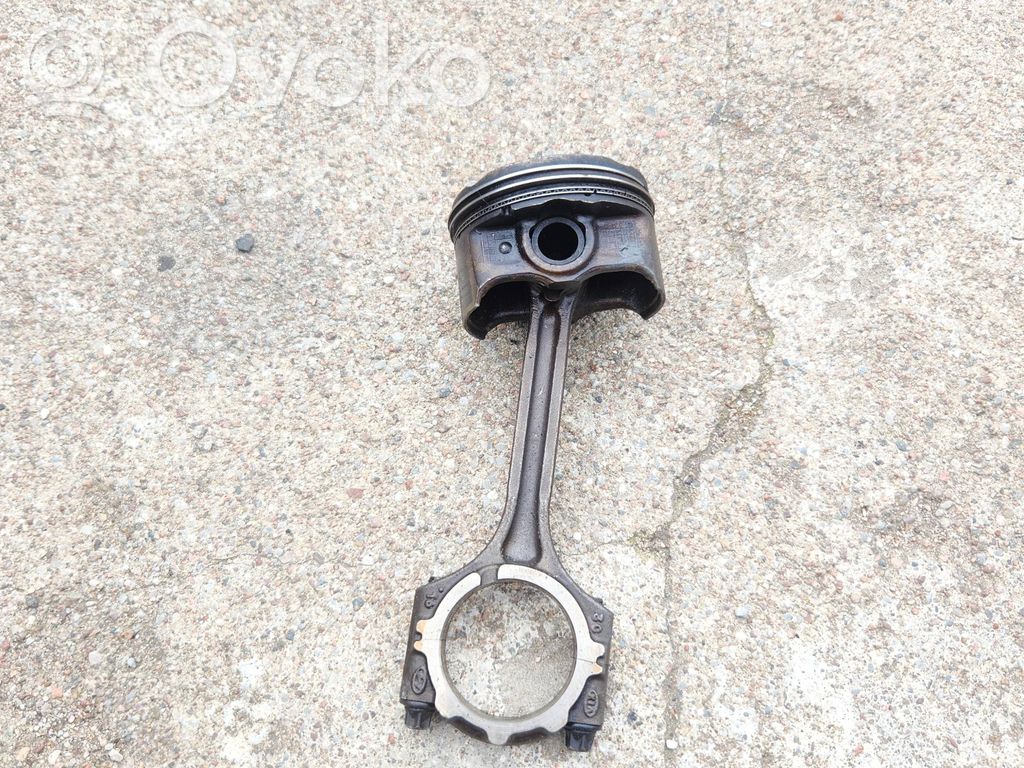 KIA Picanto Virzulis ar klani 