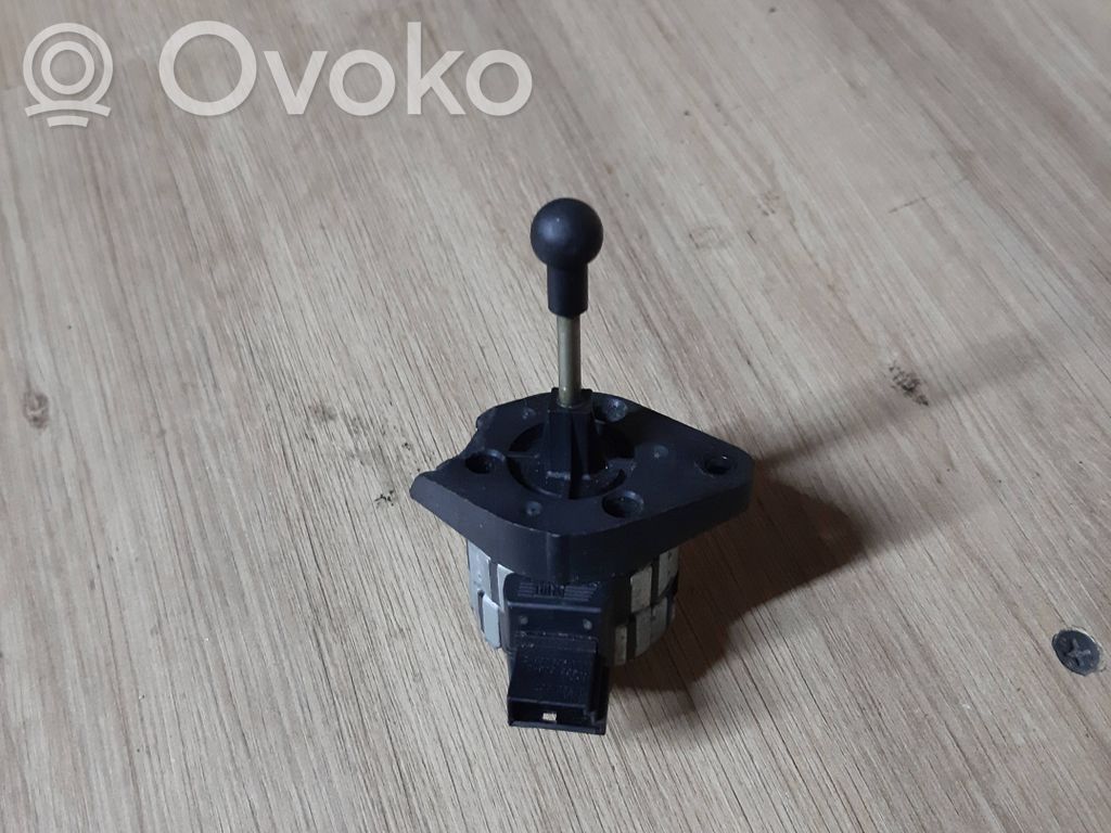 BMW M5 F90 Headlight level adjustment motor 