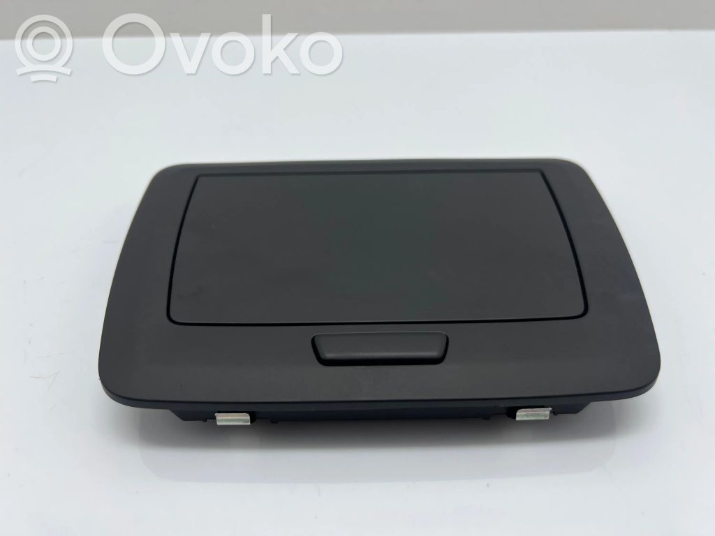 BMW 7 F01 F02 F03 F04 Lampka podsufitki tylna 