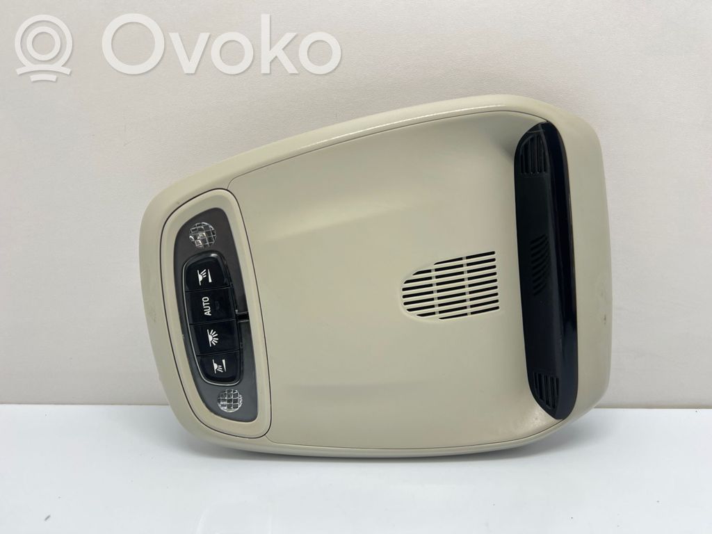Volvo V40 Front seat light 