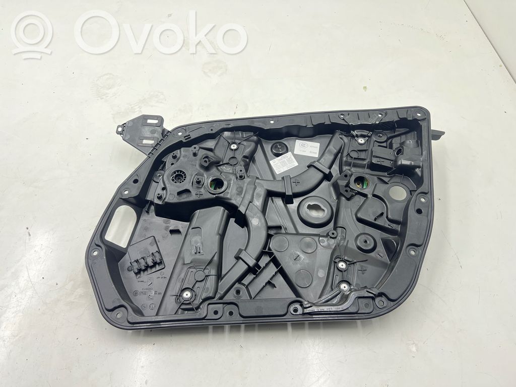 Mercedes-Benz C W205 Front window lifting mechanism without motor 