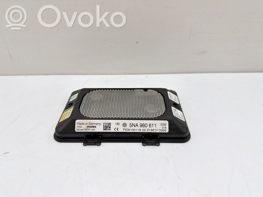 Skoda Octavia Mk4 Module de charge sans fil 