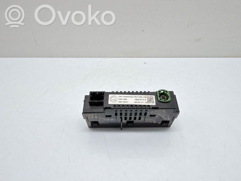 Skoda Octavia Mk4 USB jungtis 