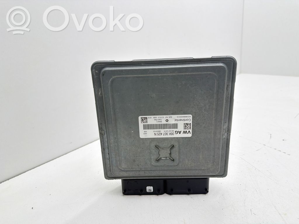 Skoda Octavia Mk4 Engine control unit/module 