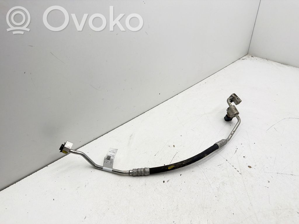 Skoda Enyaq iV Ilmastointilaitteen putki (A/C) 