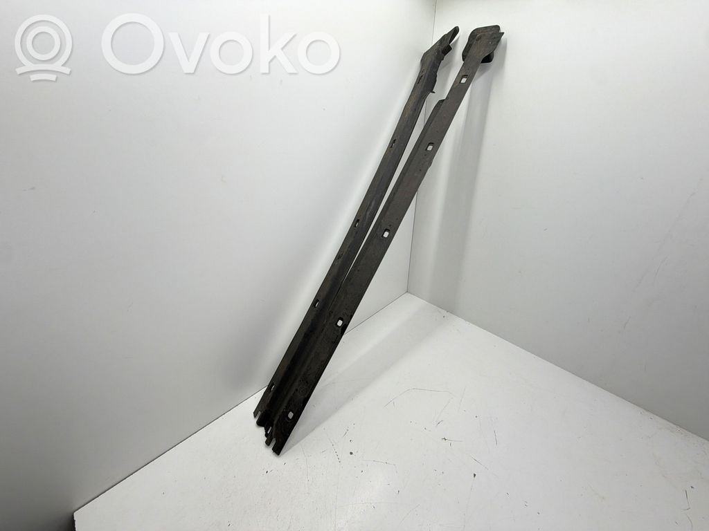 Skoda Elroq Protecție inferioară laterală 