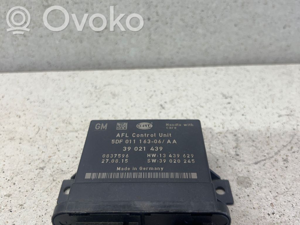 Opel Insignia A Light module LCM 