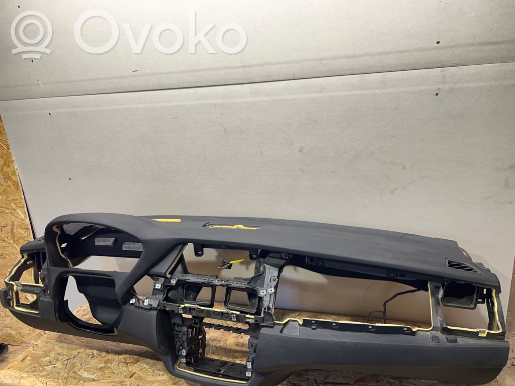 BMW X5 E70 Dashboard 