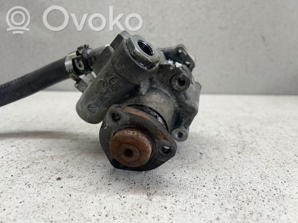 BMW X1 E84 Power steering pump 
