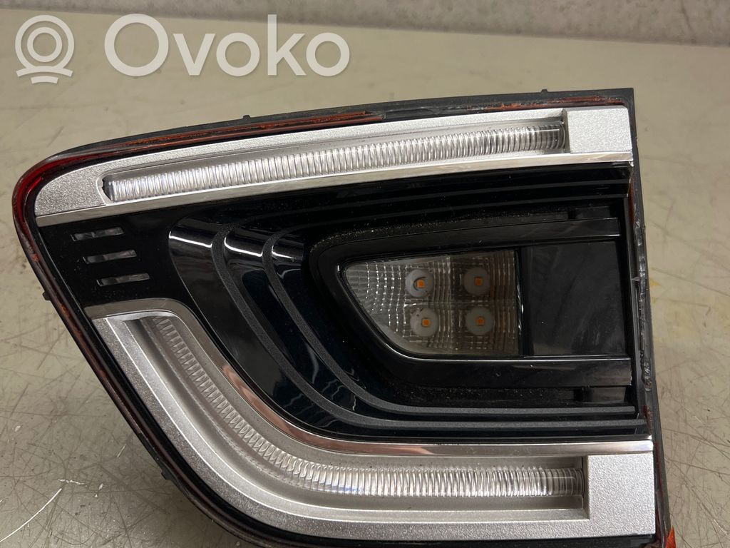 Renault Kadjar Lampy tylnej klapy bagażnika 